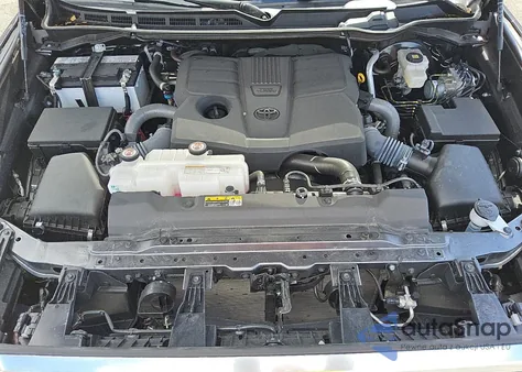 2025 Toyota Tundra Crewmax Limited z USA, uszkodzony, nr VIN 5TFJA5DB0SX289871